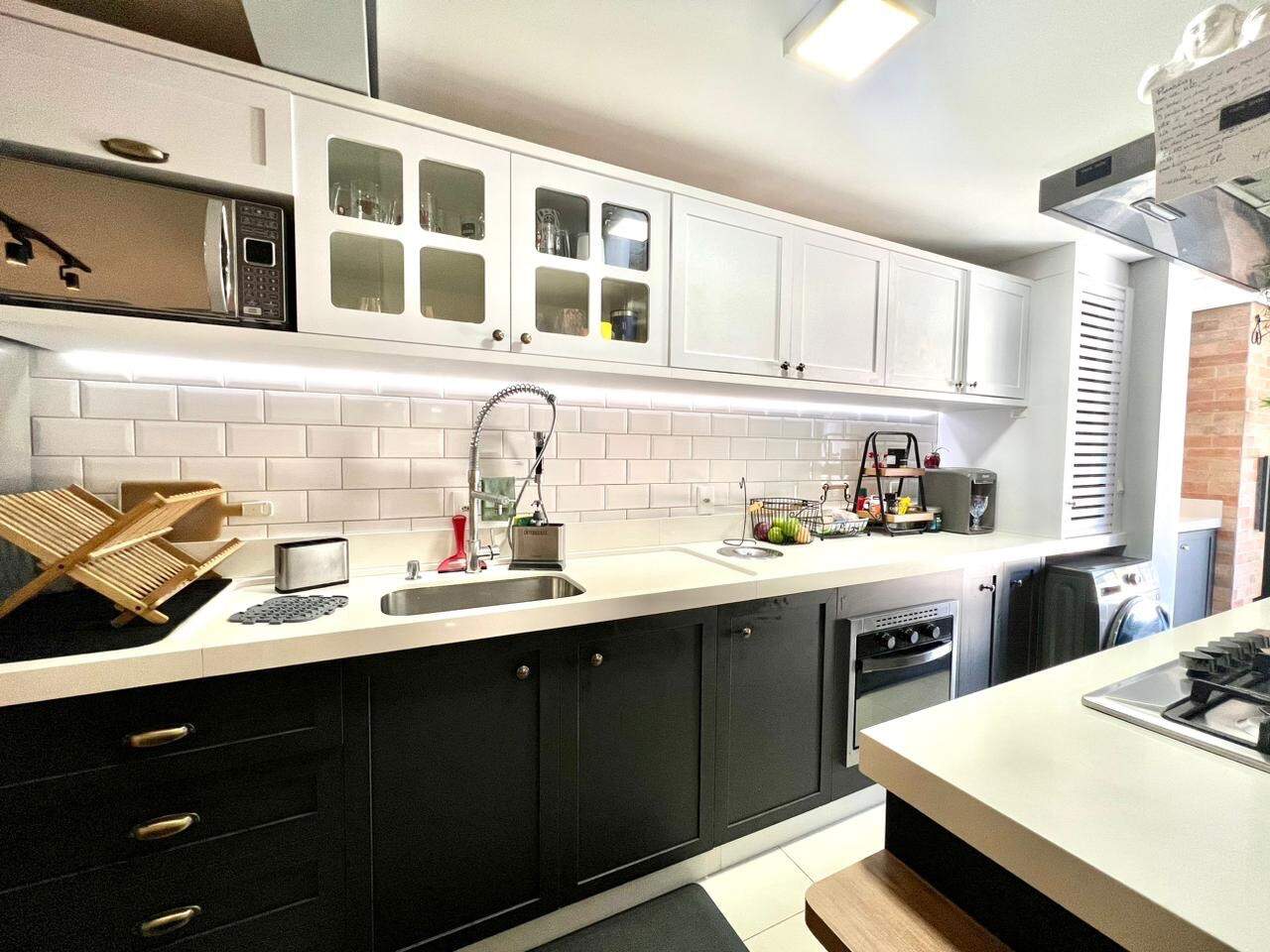 Apartamento à venda no Escola Agrícola: 