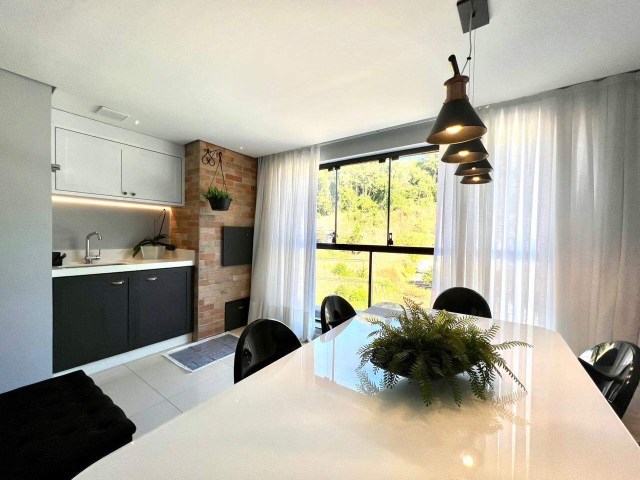 Apartamento à venda no Escola Agrícola: 