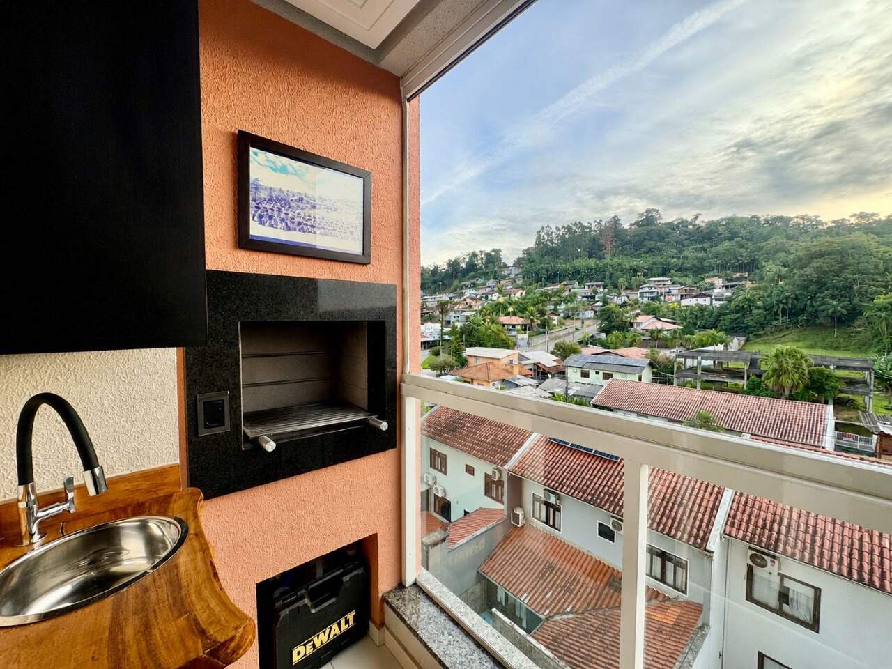 Apartamento à venda no Escola Agrícola: 