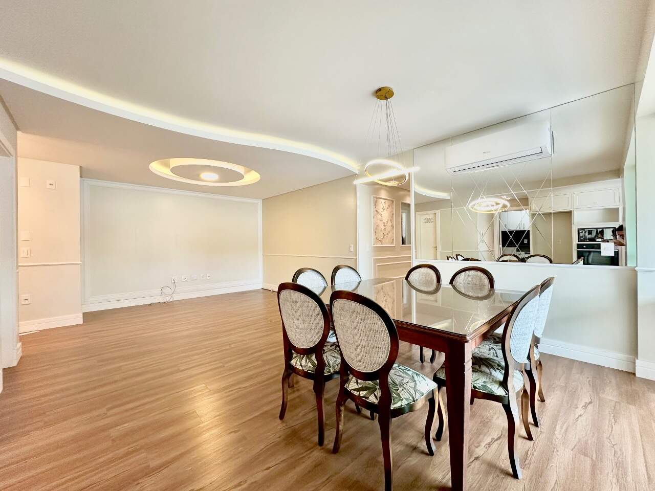 Apartamento à venda no Victor Konder: 
