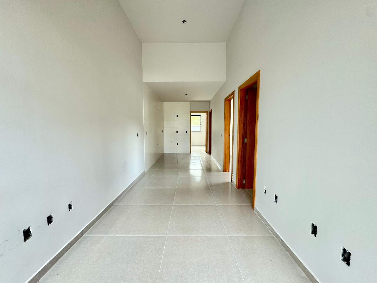Casa Geminada à venda no Velha Central: 