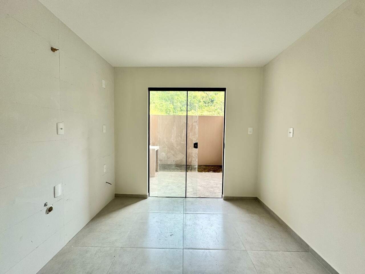 Sobrado Geminado à venda no Velha Central: 