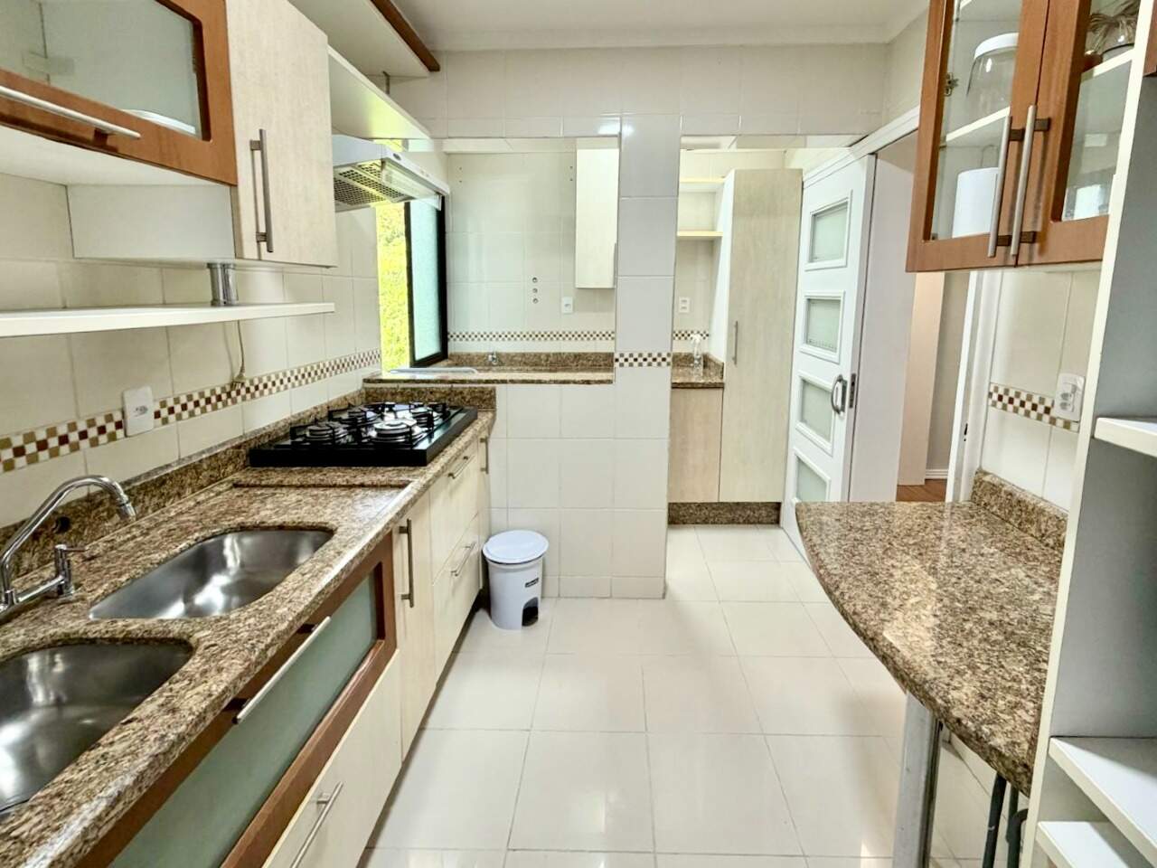 Apartamento à venda no Escola Agrícola: 