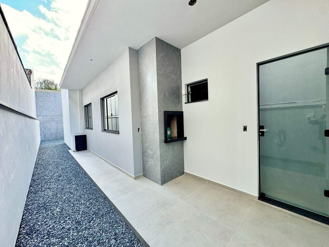 Casa Geminada à venda no Água Verde: 