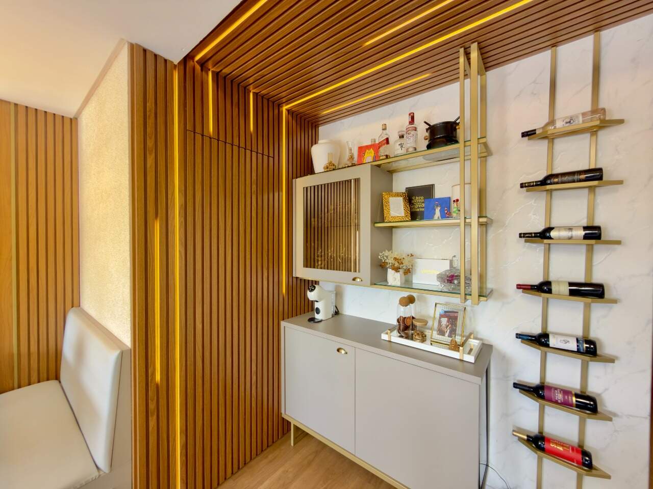 Apartamento à venda no Escola Agrícola: 
