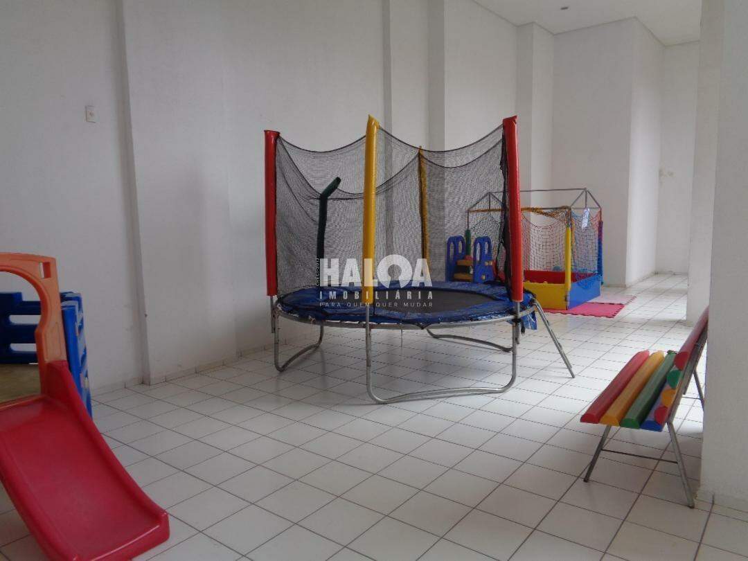 Apartamento para alugar com 2 quartos, 80m² - Foto 14