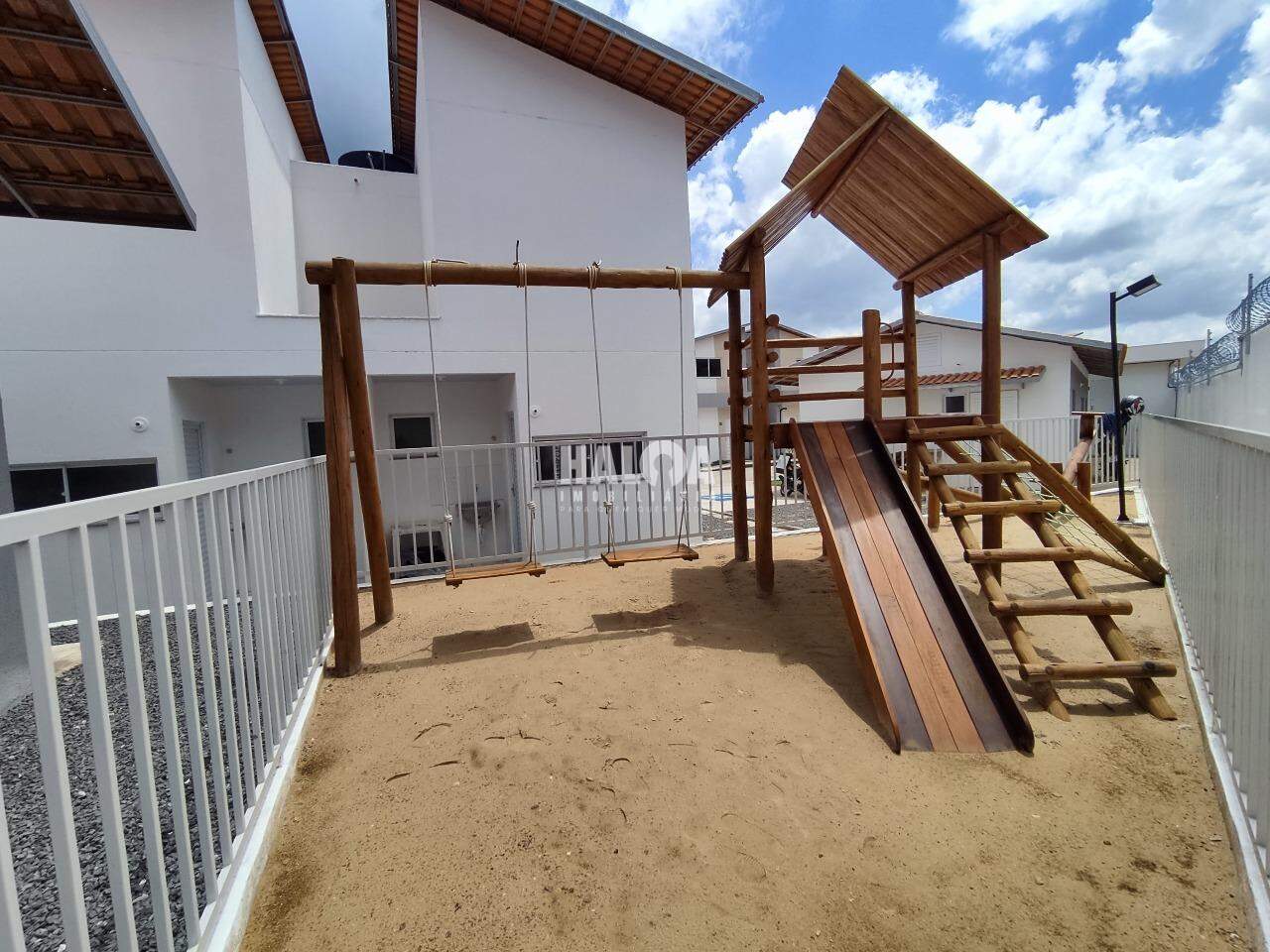 Casa de Condomínio para alugar com 2 quartos, 60m² - Foto 12