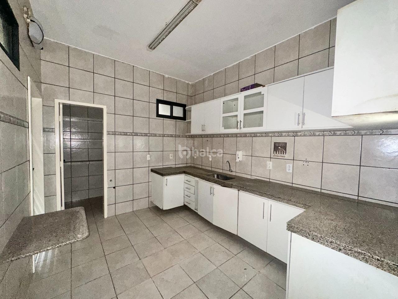 Casa, 4 quartos, 200 m² - Foto 10