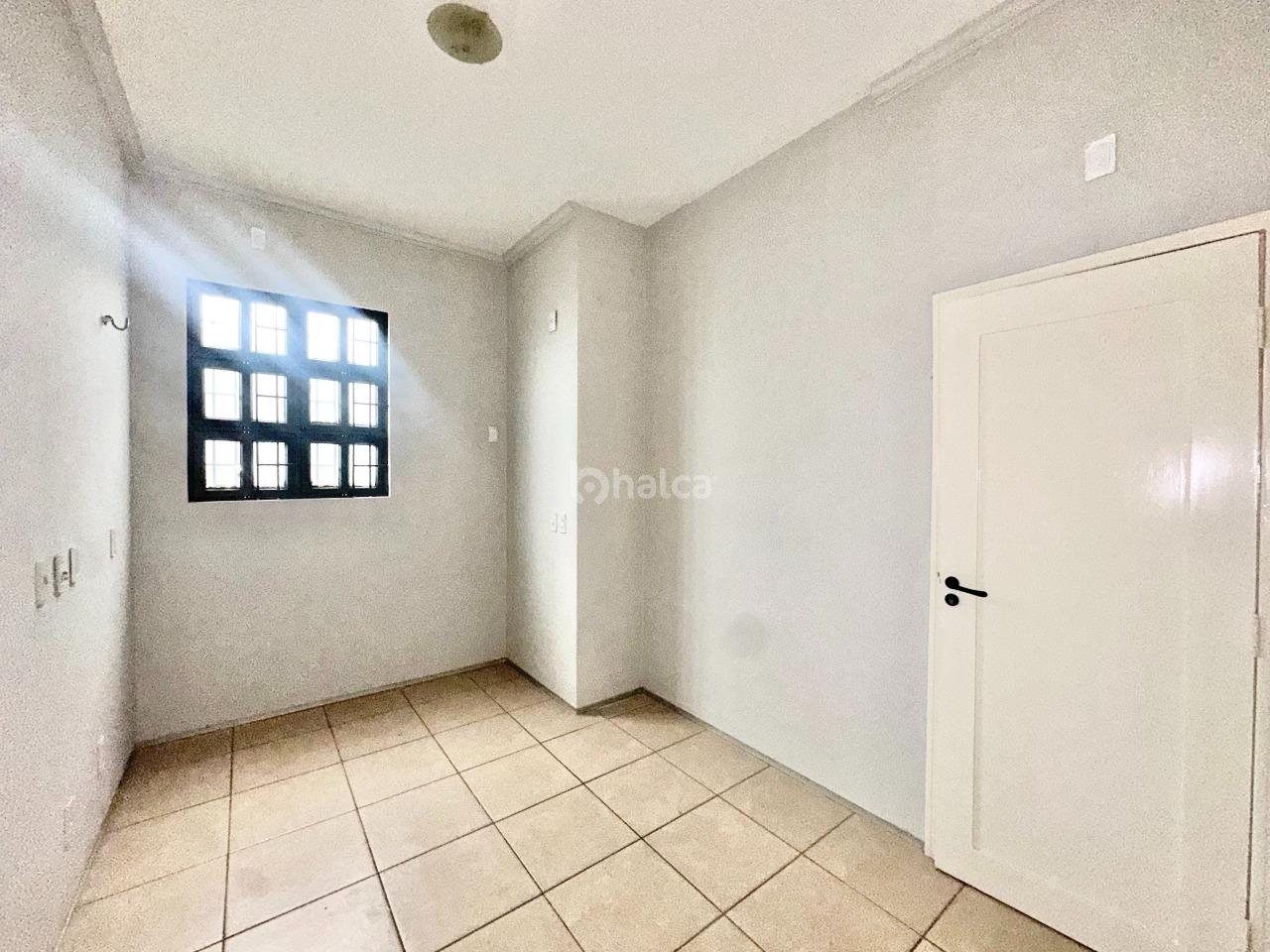 Casa, 4 quartos, 200 m² - Foto 13