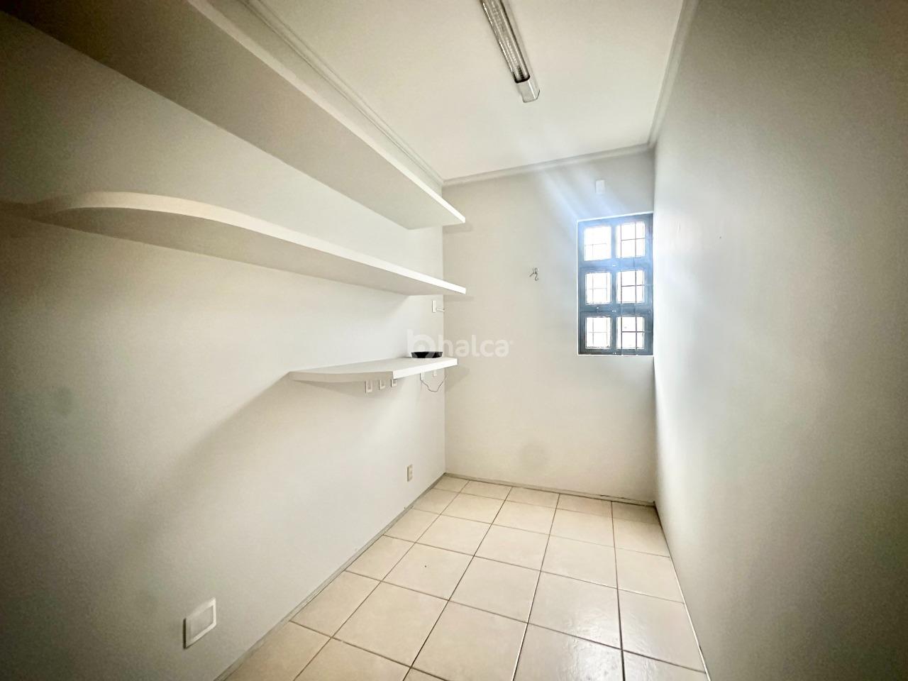Casa, 4 quartos, 200 m² - Foto 16