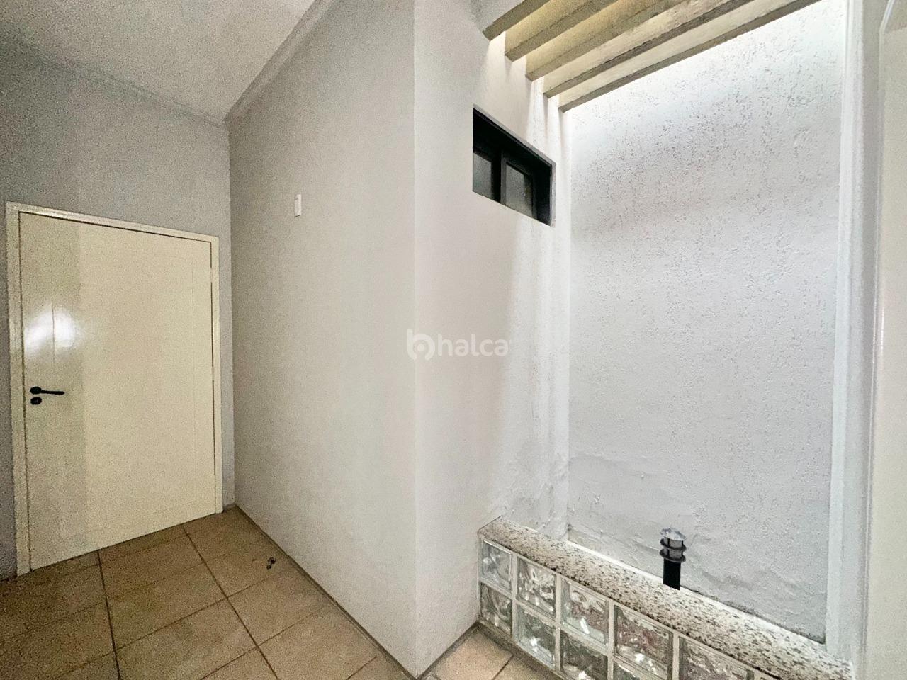 Casa, 4 quartos, 200 m² - Foto 15