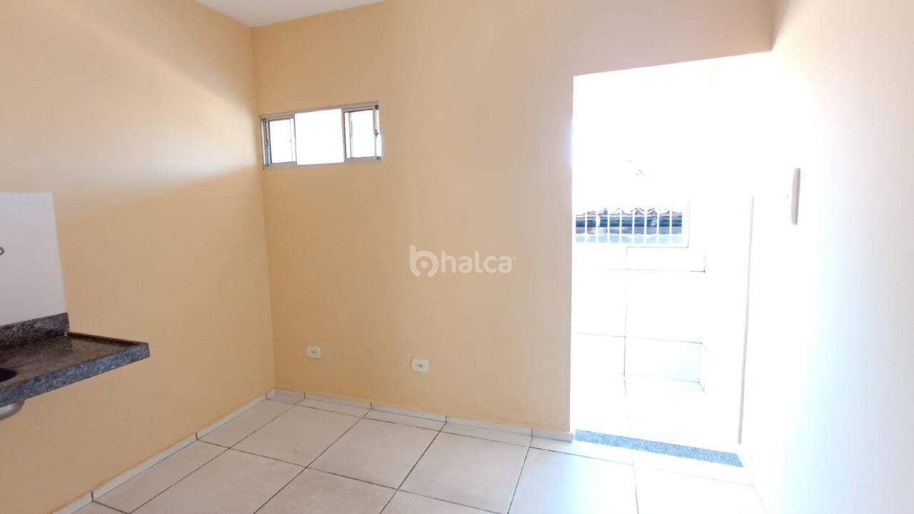 Apartamento para alugar com 2 quartos, 60m² - Foto 10