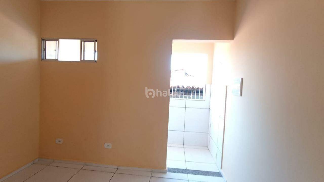 Apartamento para alugar com 2 quartos, 60m² - Foto 3