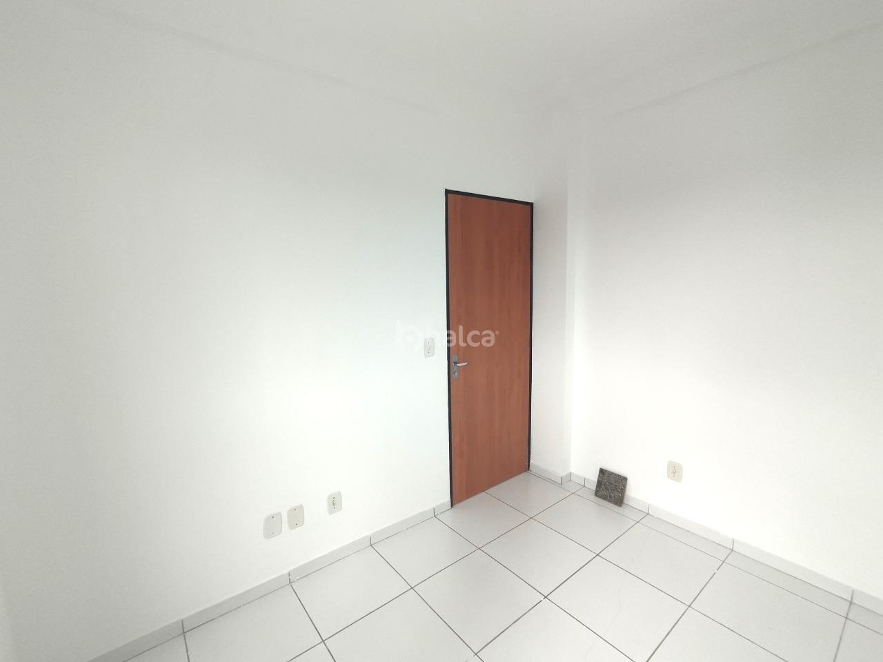 Apartamento à venda no Pedra Mole: 