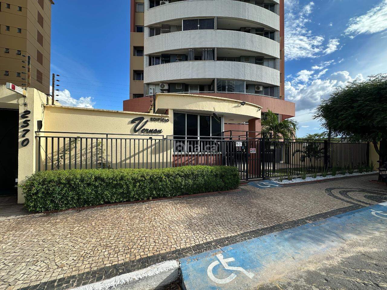Apartamento, 2 quartos, 75 m² - Foto 1