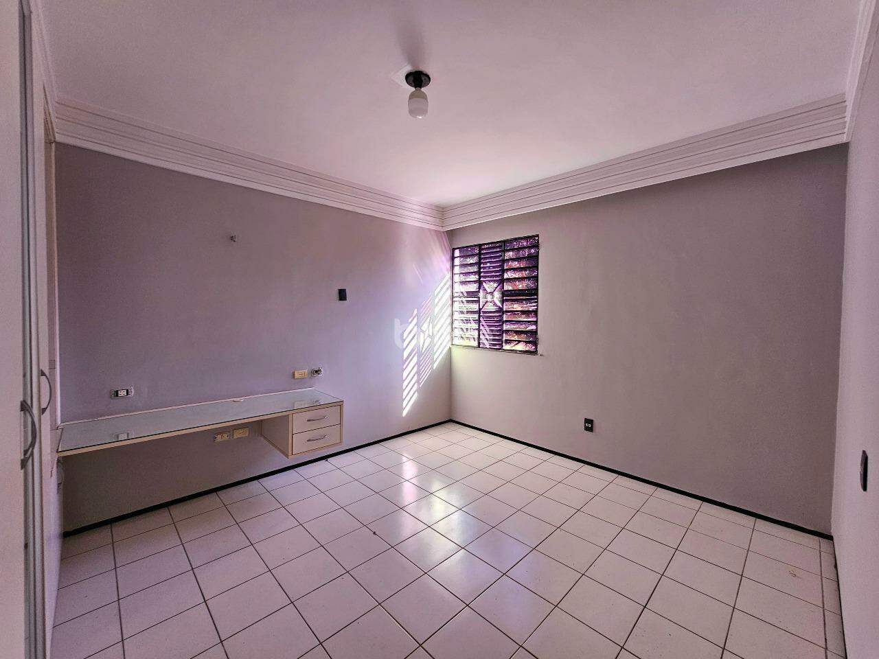 Casa, 4 quartos, 294 m² - Foto 11