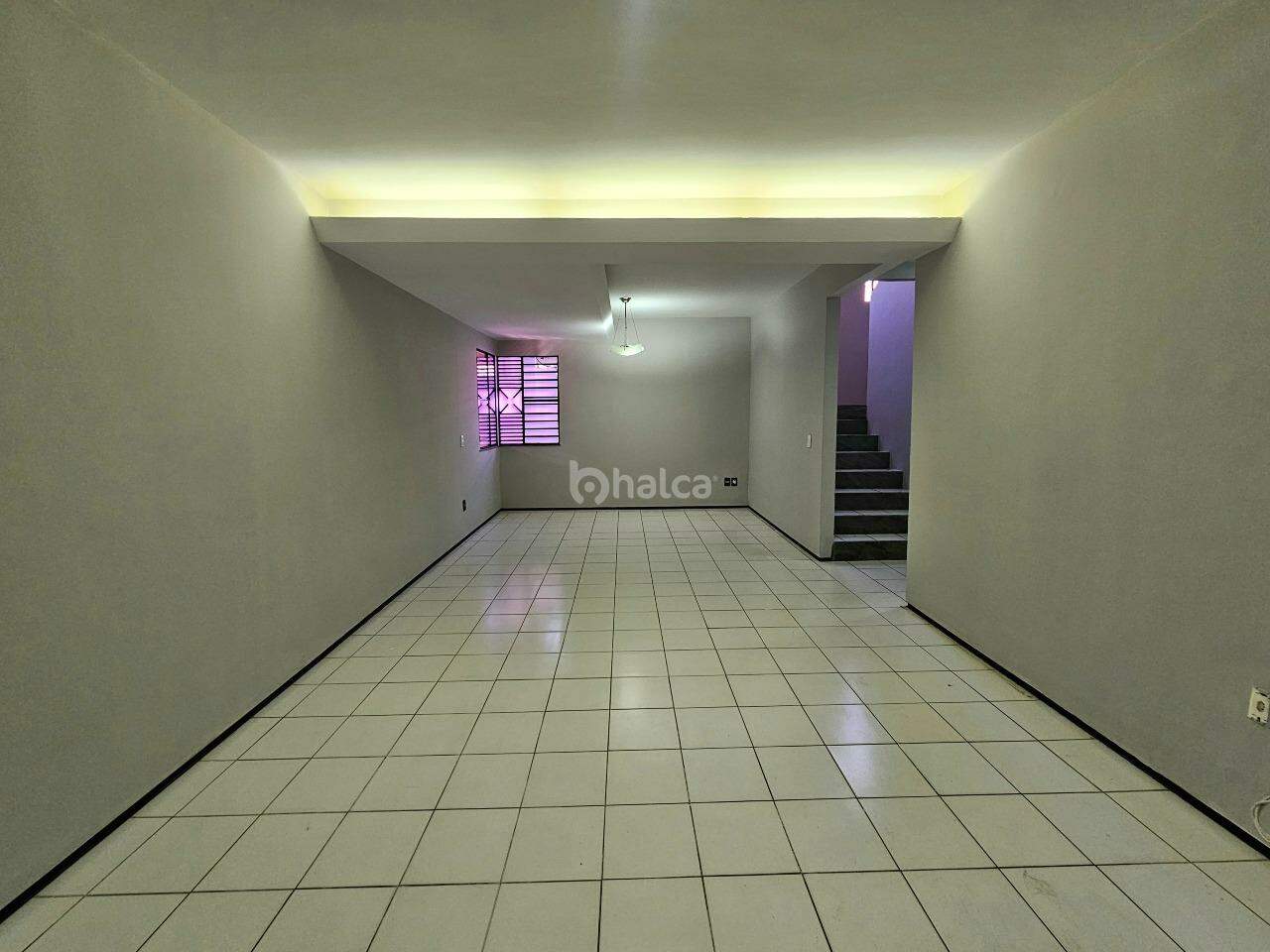 Casa, 4 quartos, 294 m² - Foto 2