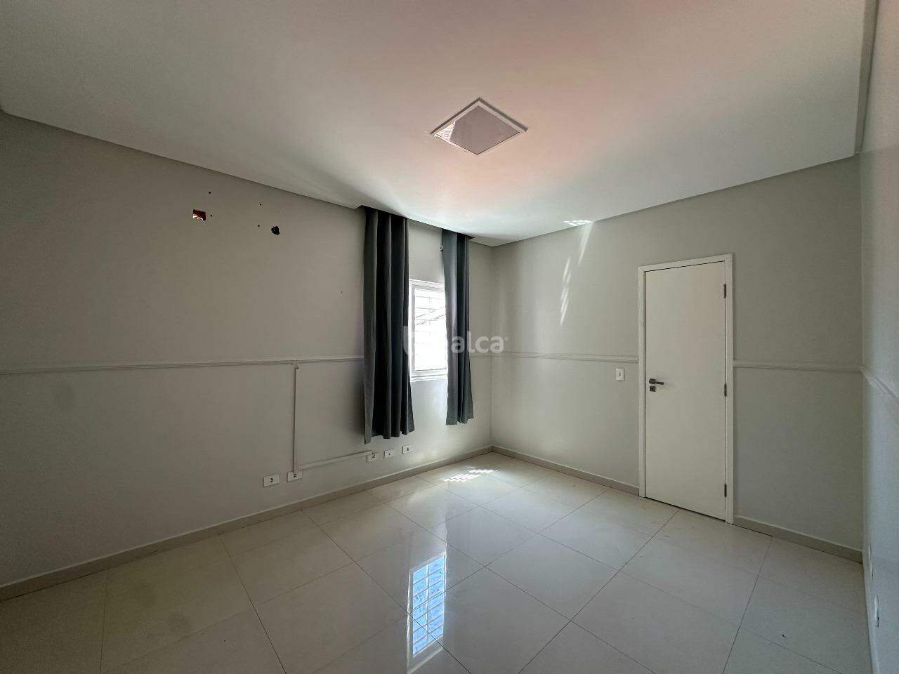 Casa, 4 quartos, 220 m² - Foto 21
