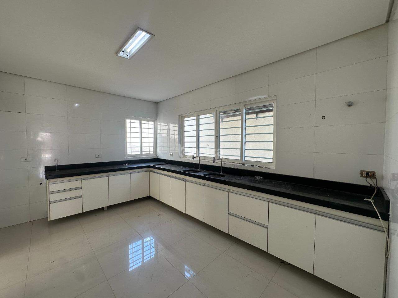 Casa, 4 quartos, 220 m² - Foto 11