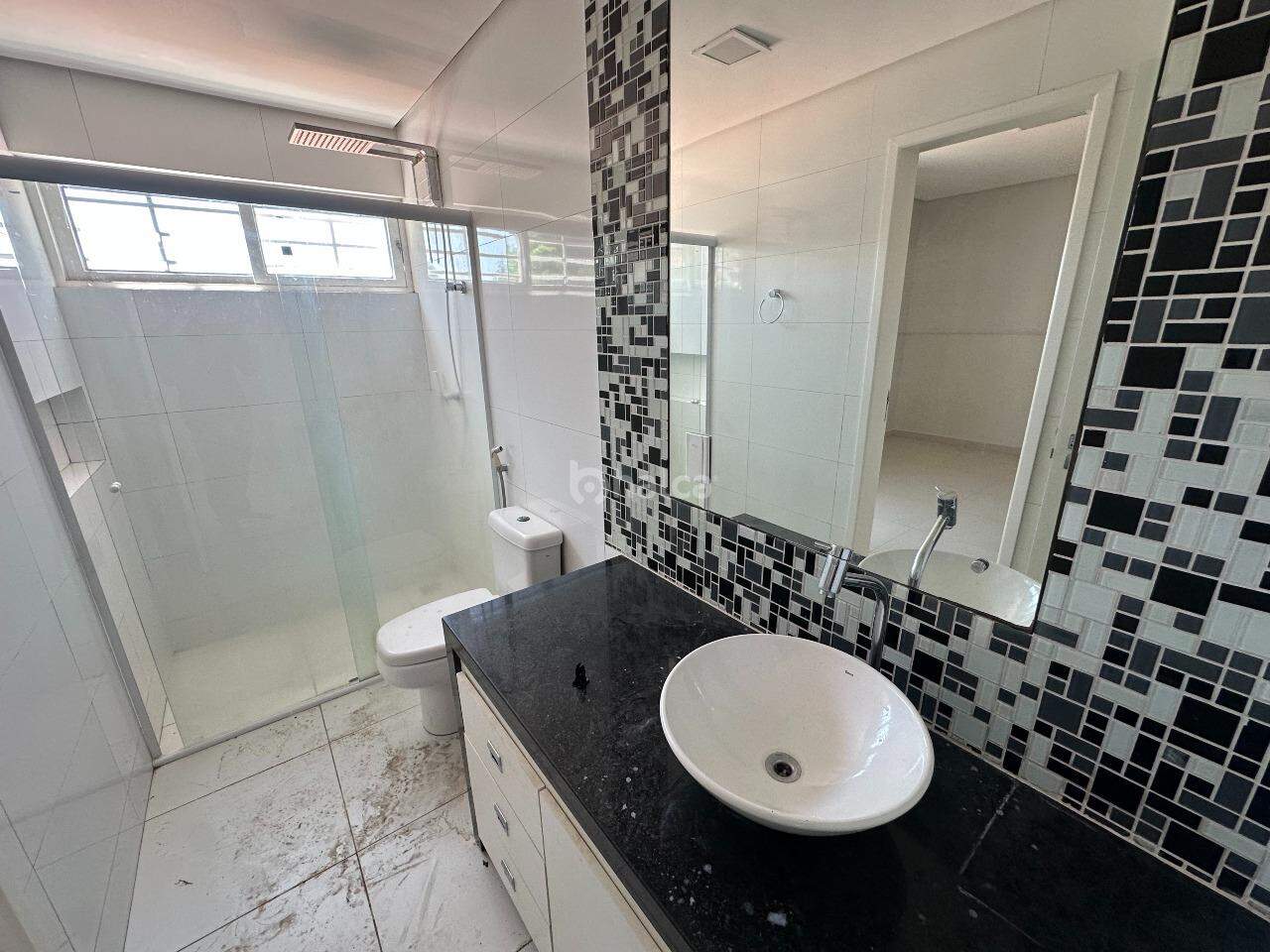 Casa, 4 quartos, 220 m² - Foto 19