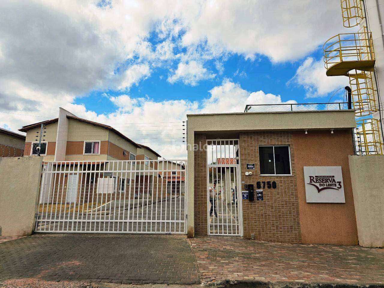 Casa, 2 quartos, 61 m² - Foto 1