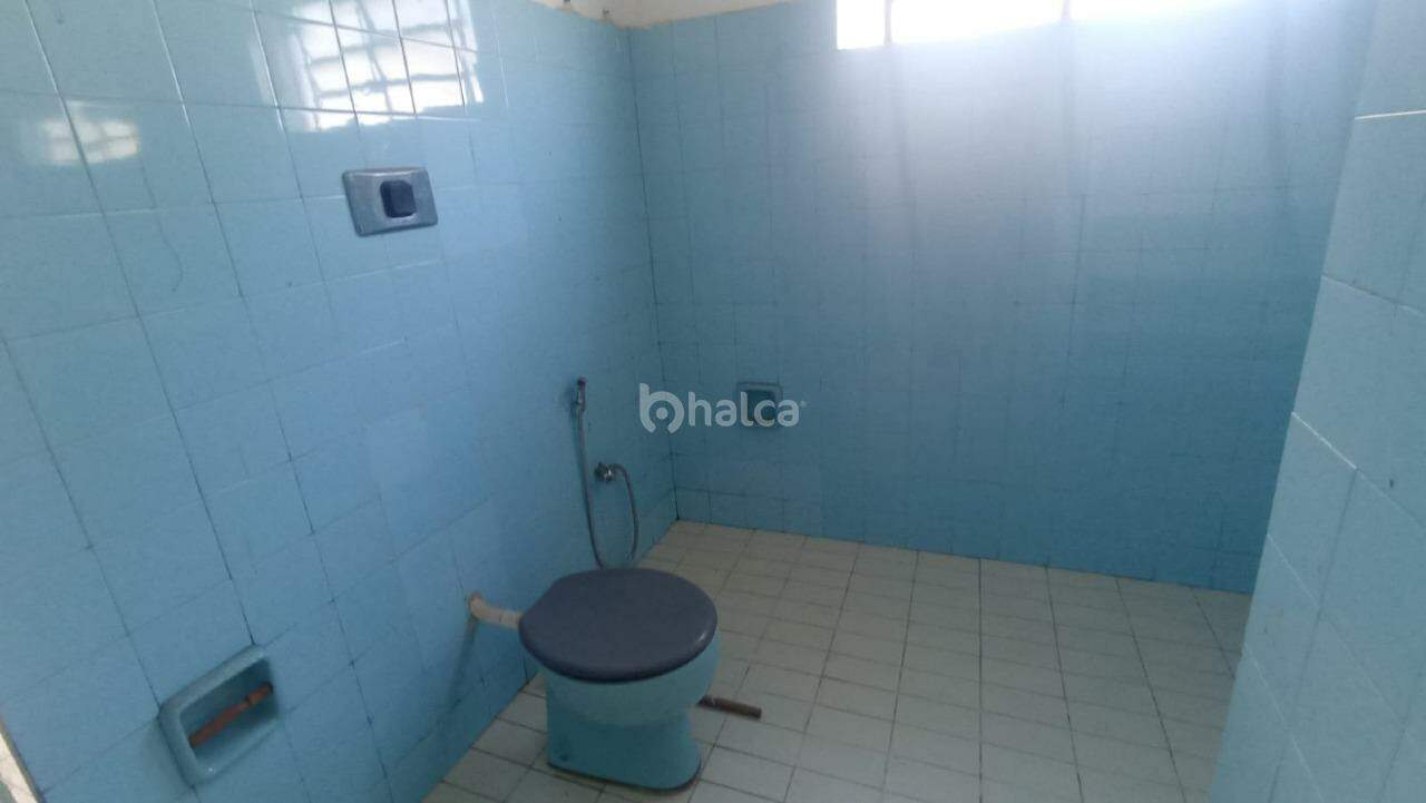 Prédio Inteiro para alugar com 3 quartos, 150m² - Foto 17