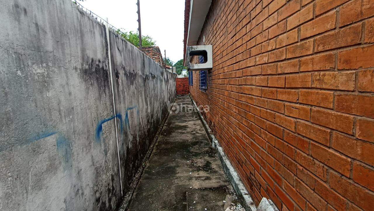 Prédio Inteiro para alugar com 3 quartos, 150m² - Foto 6