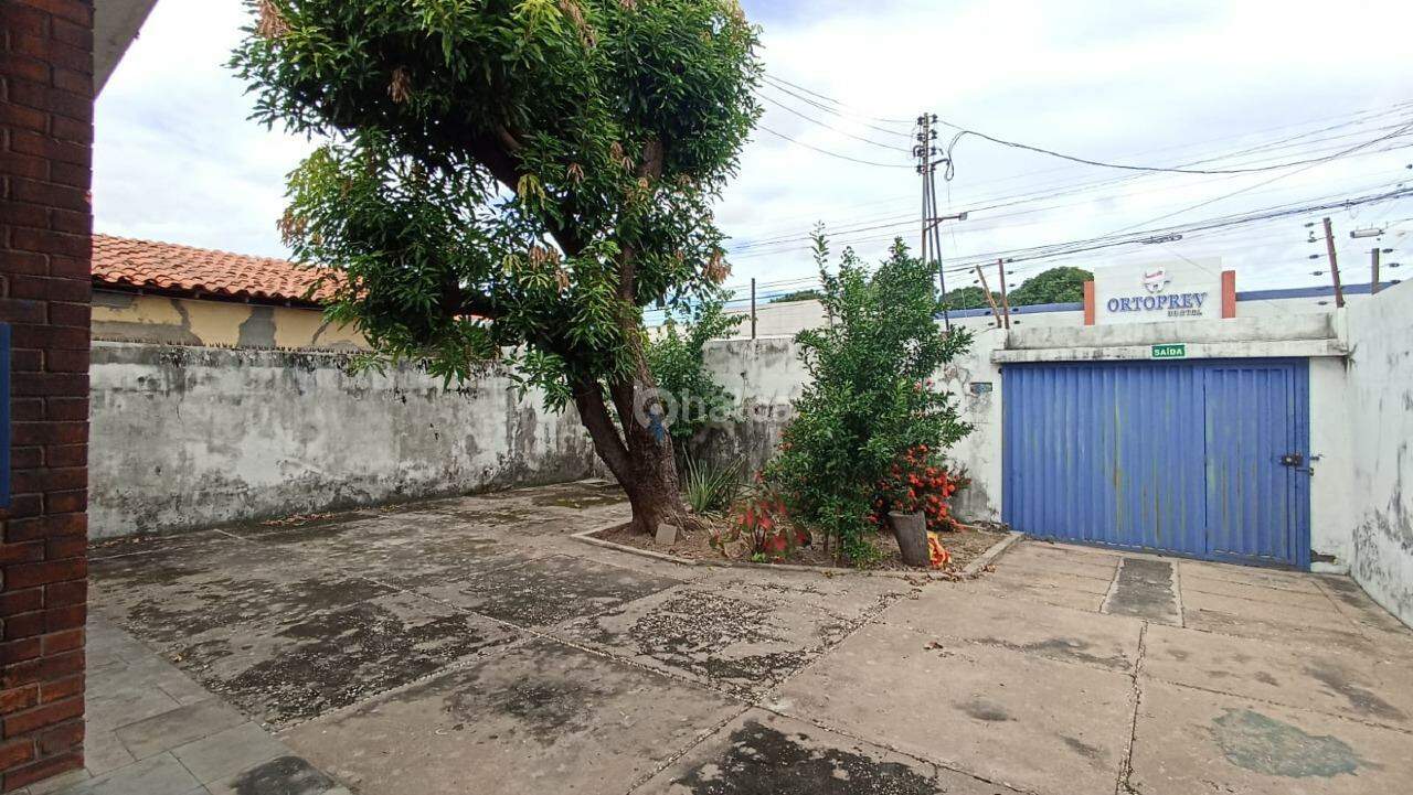 Prédio Inteiro para alugar com 3 quartos, 150m² - Foto 4