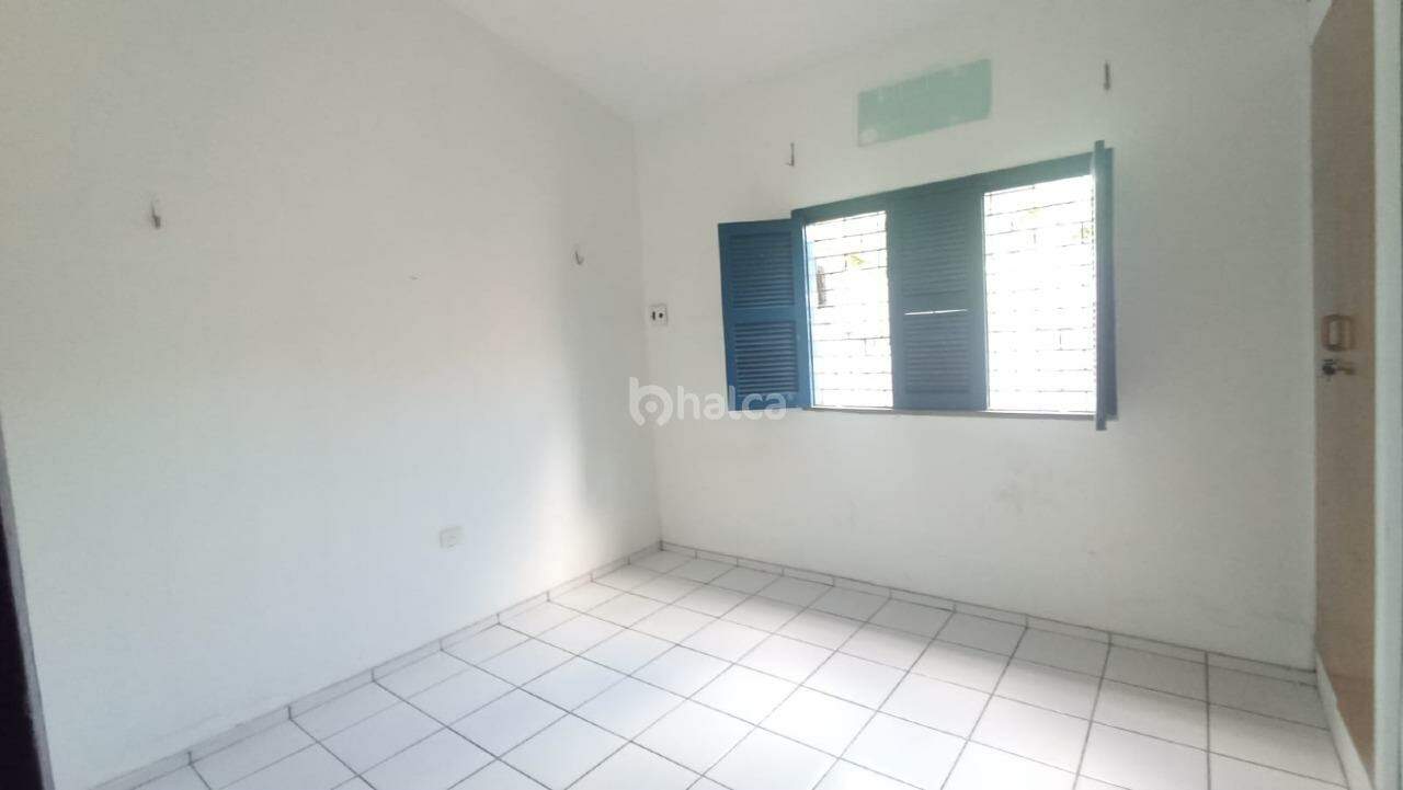 Prédio Inteiro para alugar com 3 quartos, 150m² - Foto 13