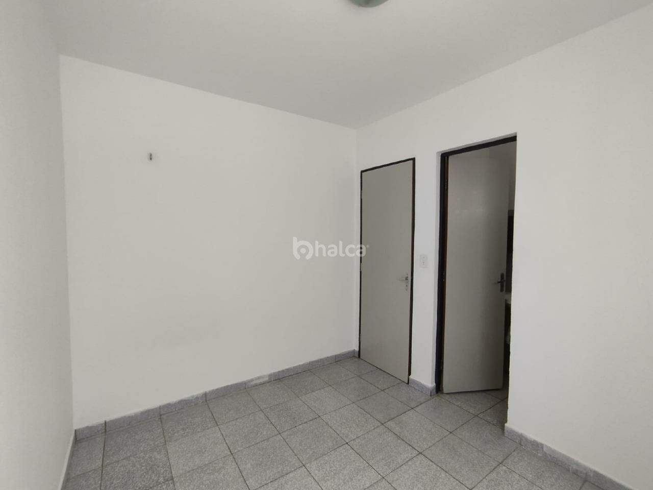 Apartamento para alugar com 3 quartos, 70m² - Foto 14