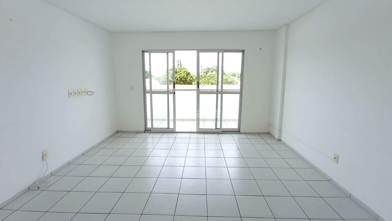 Apartamento para alugar com 2 quartos, 52m² - Foto 4