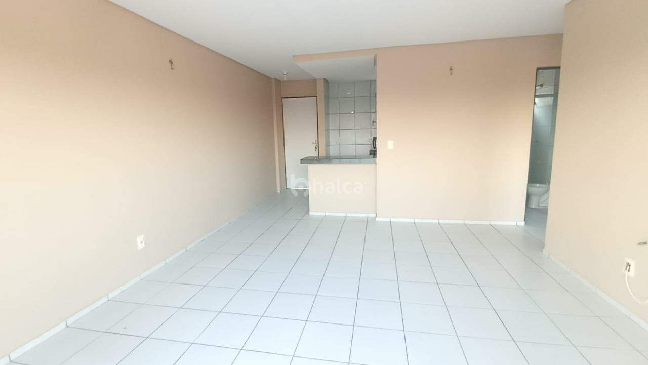 Apartamento para alugar com 2 quartos, 52m² - Foto 2