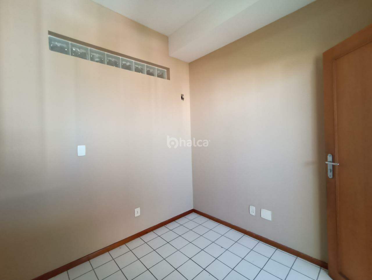 Apartamento para alugar com 3 quartos, 220m² - Foto 18
