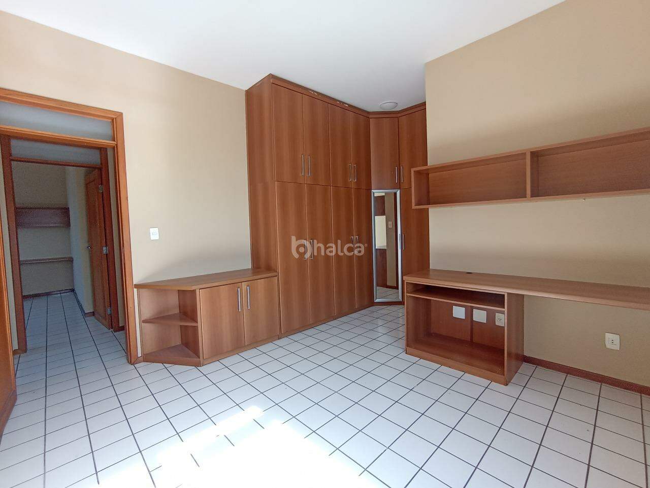 Apartamento para alugar com 3 quartos, 220m² - Foto 27
