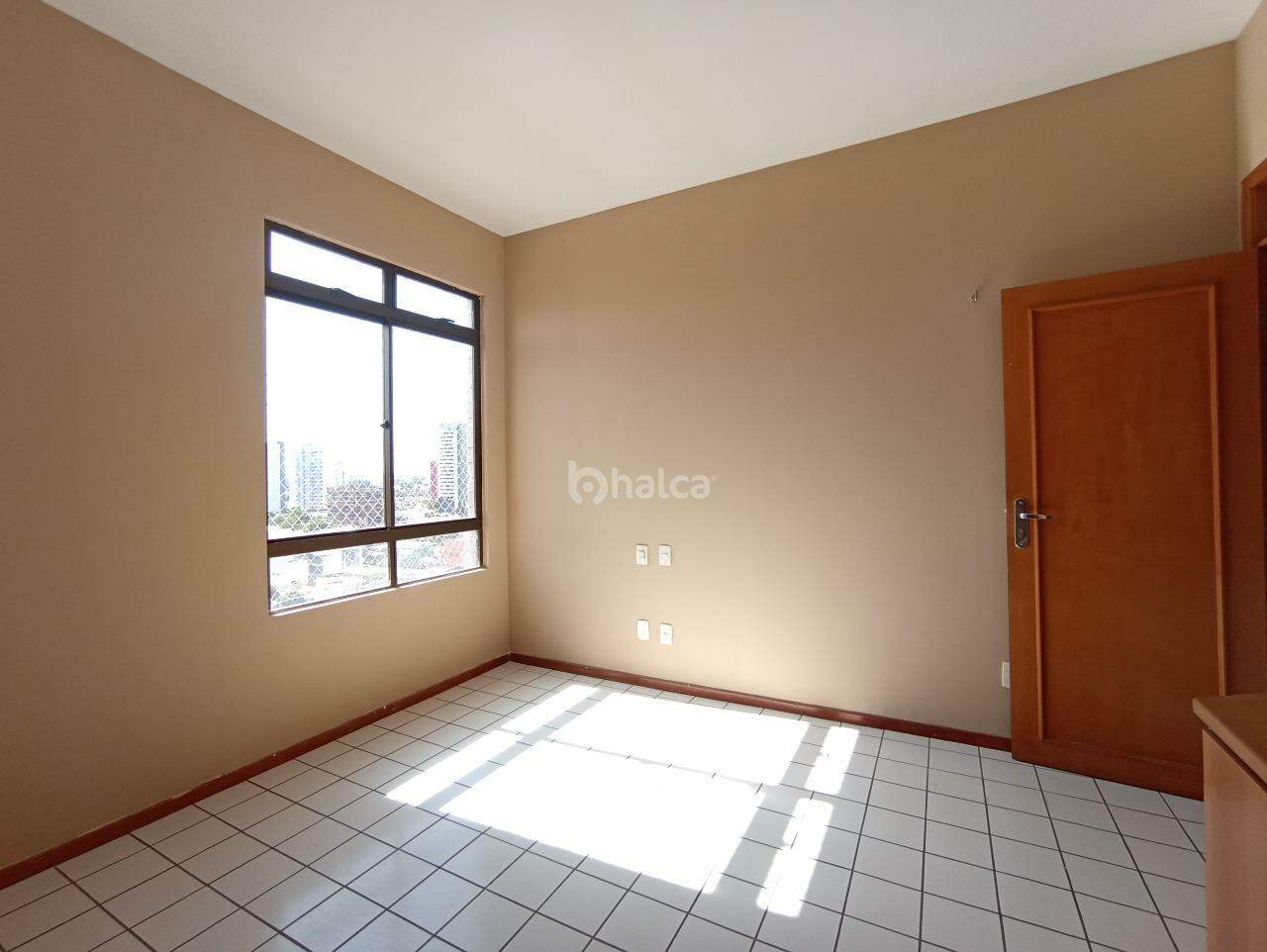 Apartamento para alugar com 3 quartos, 220m² - Foto 28