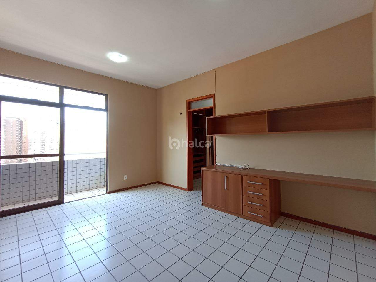 Apartamento para alugar com 3 quartos, 220m² - Foto 7