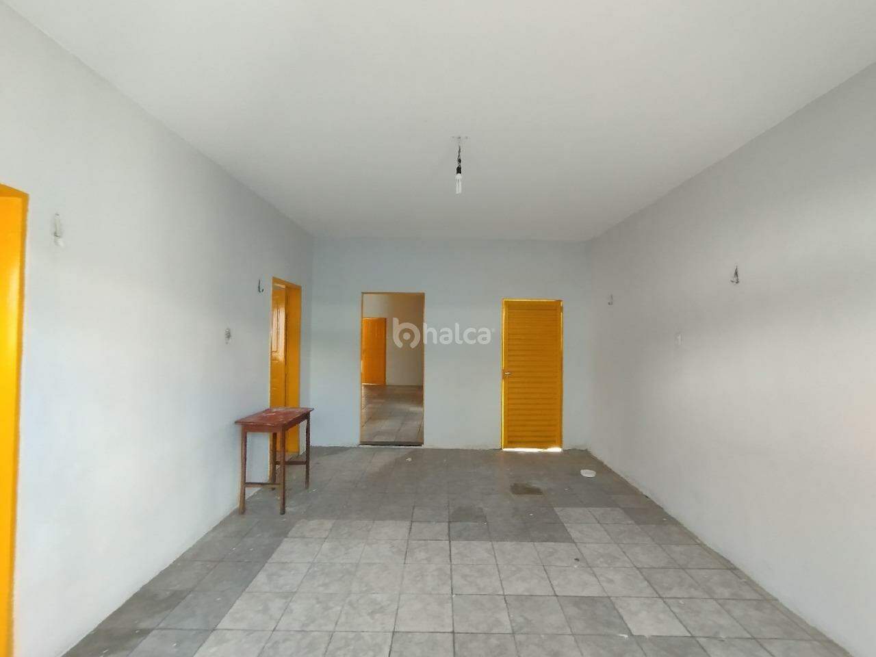 Casa para alugar com 5 quartos, 140m² - Foto 3