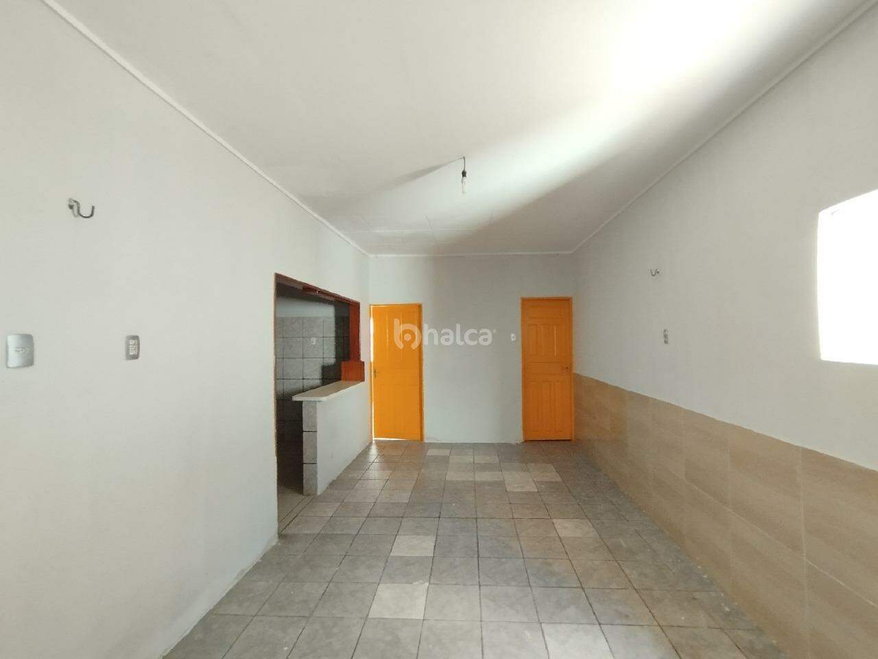 Casa para alugar com 5 quartos, 140m² - Foto 4