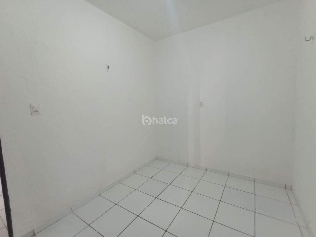 Casa para alugar com 2 quartos, 60m² - Foto 3