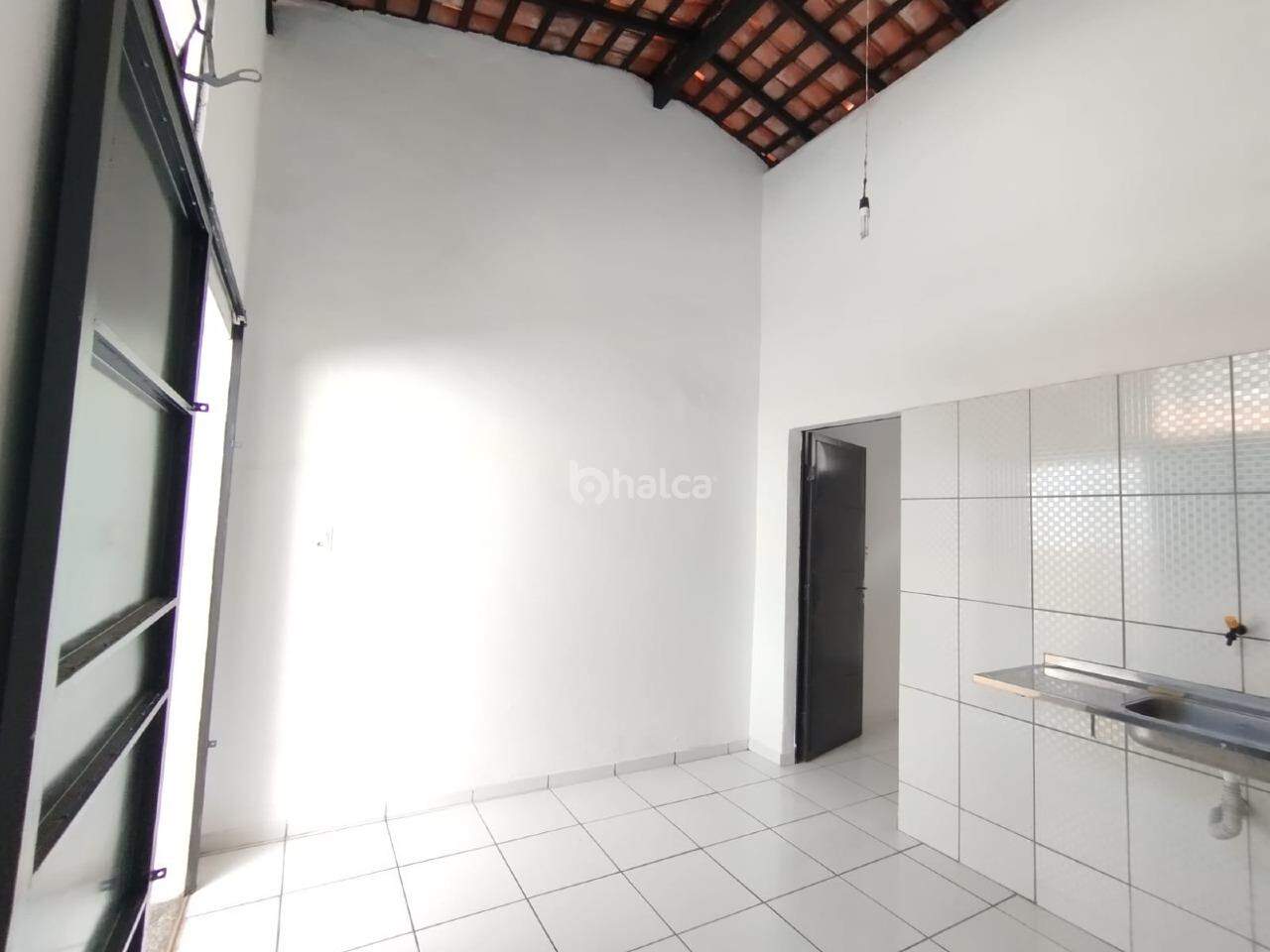 Casa para alugar com 2 quartos, 60m² - Foto 5