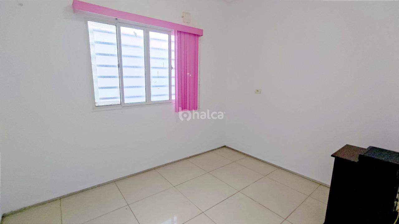 Casa para alugar com 3 quartos, 95m² - Foto 15