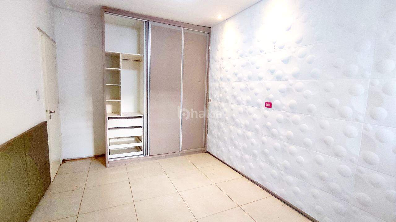 Casa para alugar com 3 quartos, 95m² - Foto 9