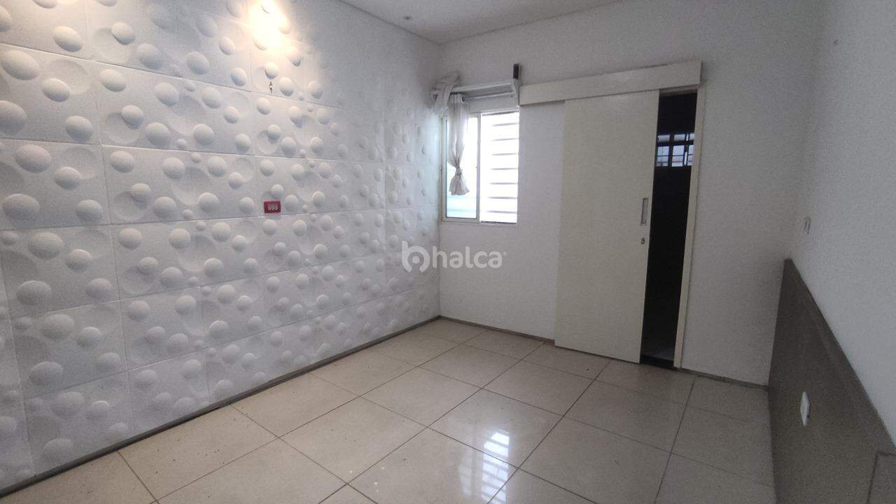 Casa para alugar com 3 quartos, 95m² - Foto 7