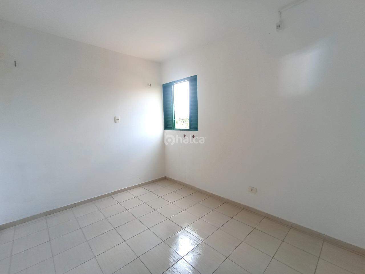 Apartamento para alugar com 3 quartos, 76m² - Foto 9