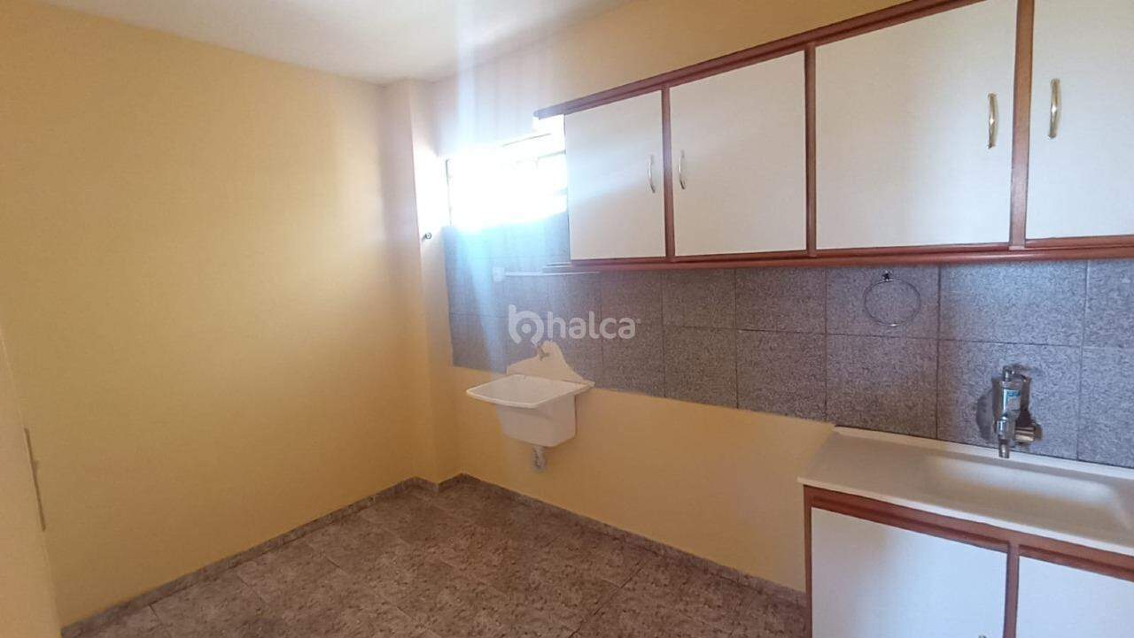 Apartamento para alugar com 2 quartos, 58m² - Foto 18