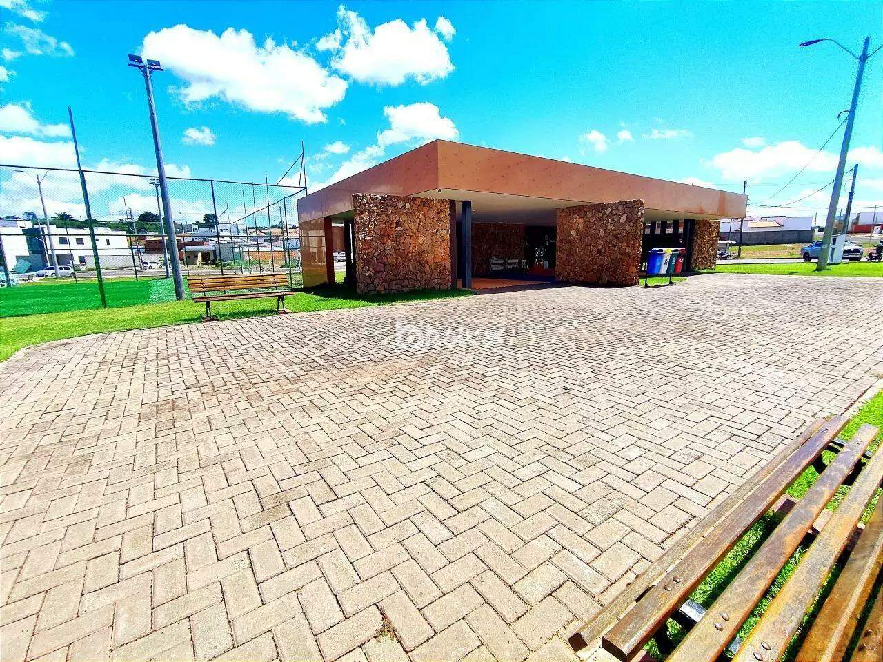 Terreno à venda, 266m² - Foto 2