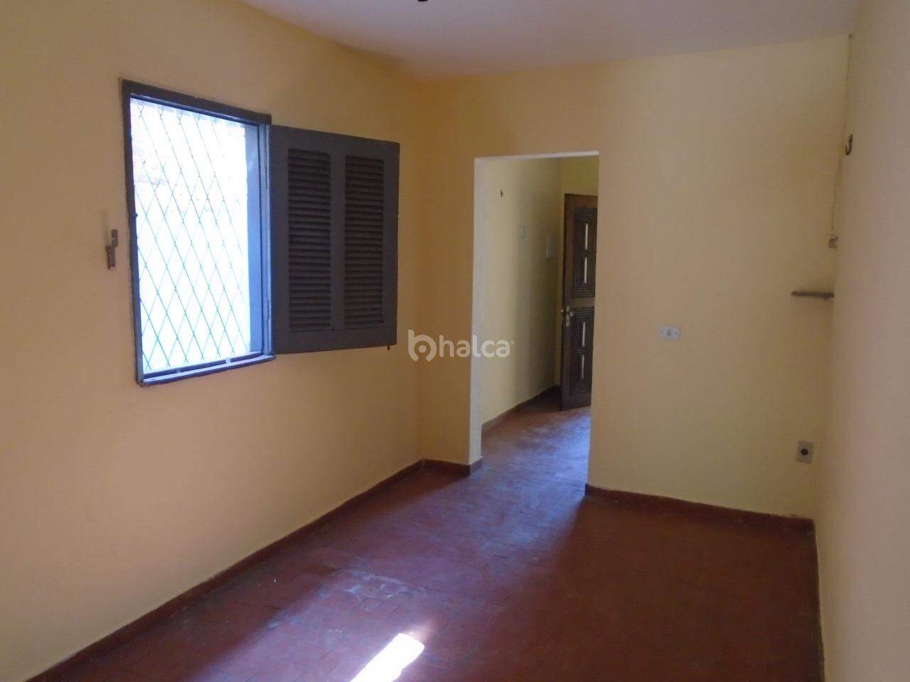 Casa para alugar com 3 quartos, 109m² - Foto 3