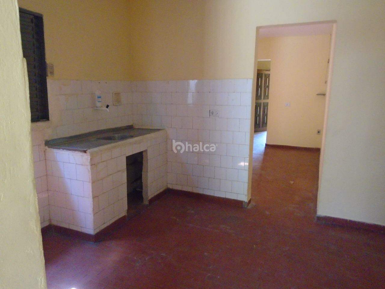 Casa para alugar com 3 quartos, 109m² - Foto 13