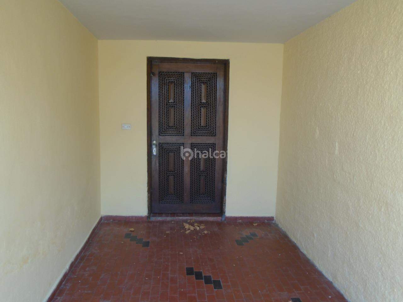 Casa para alugar com 3 quartos, 109m² - Foto 2