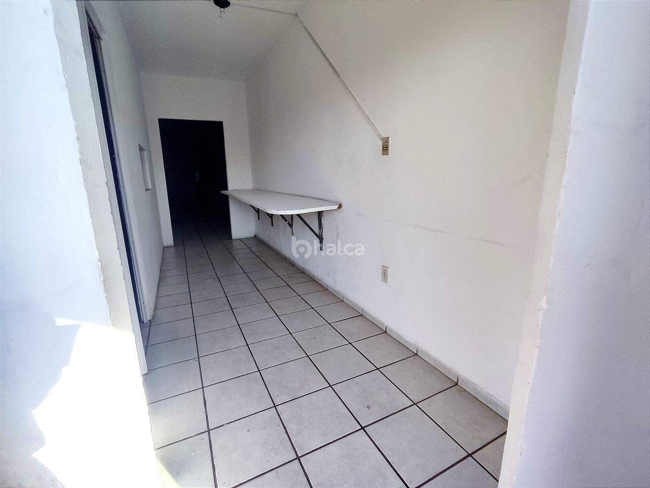 Loja-Salão para alugar, 82m² - Foto 2